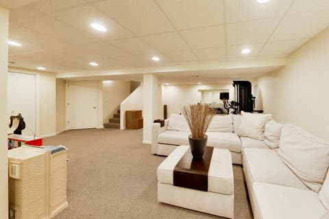 Tiny photo for 905 Villas Court, Highland Park, IL 60035 (MLS # 12708105)