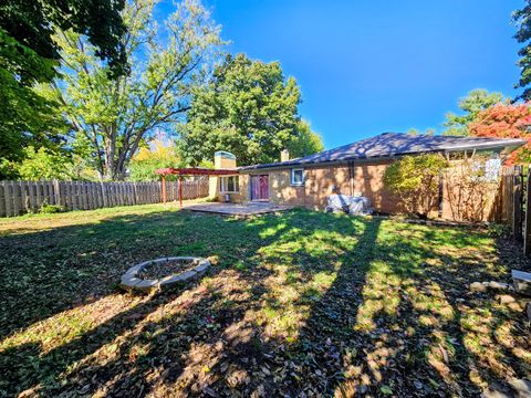 Tiny photo for 1940 Hawthorne Drive, Rockford, IL 61107 (MLS # 12504637)