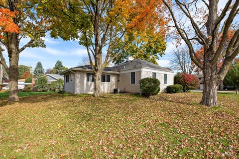 Tiny photo for 306 S Prospect Street, Roselle, IL 60172 (MLS # 12797445)
