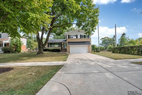 633 S George Street Mount Prospect IL 60056