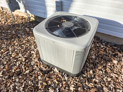 Tiny photo for 110 HICKORY Street, Flora, IL 62839 (MLS # EB460718)