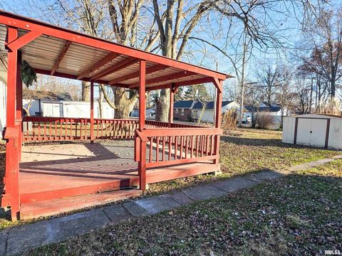 Tiny photo for 110 HICKORY Street, Flora, IL 62839 (MLS # EB460718)