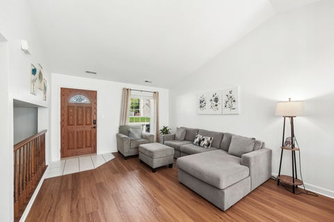 Tiny photo for 1987 Lawson Boulevard, Gurnee, IL 60031 (MLS # 12736274)