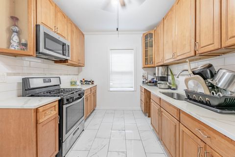 Tiny photo for 7817 S LOOMIS Boulevard, Chicago, IL 60620 (MLS # 12513964)