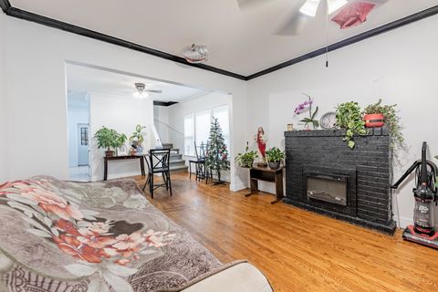 Tiny photo for 7817 S LOOMIS Boulevard, Chicago, IL 60620 (MLS # 12513964)