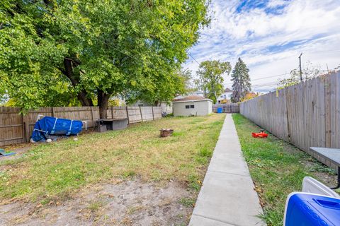 Tiny photo for 7817 S LOOMIS Boulevard, Chicago, IL 60620 (MLS # 12513964)