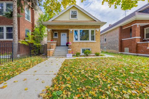 Tiny photo for 7817 S LOOMIS Boulevard, Chicago, IL 60620 (MLS # 12513964)