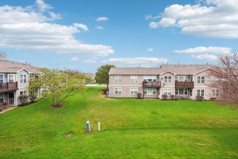 Tiny photo for 402 Woodview Circle #D, Elgin, IL 60120 (MLS # 12618899)