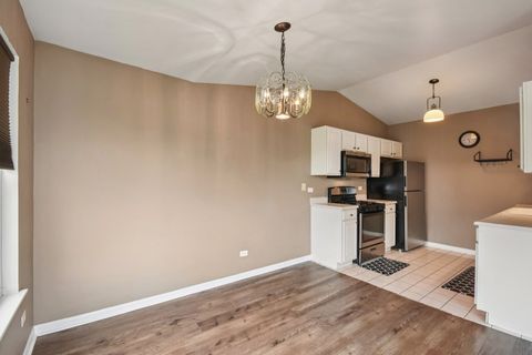 Tiny photo for 402 Woodview Circle #D, Elgin, IL 60120 (MLS # 12618899)