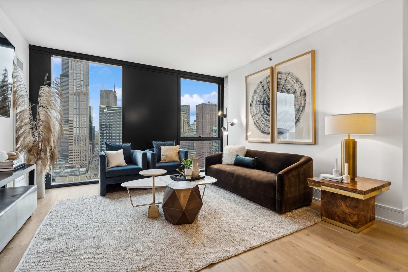 234 W Polk Street 2604