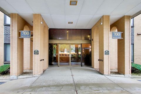 Tiny photo for 700 N Bruce Lane #312, Glenwood, IL 60425 (MLS # 12616285)