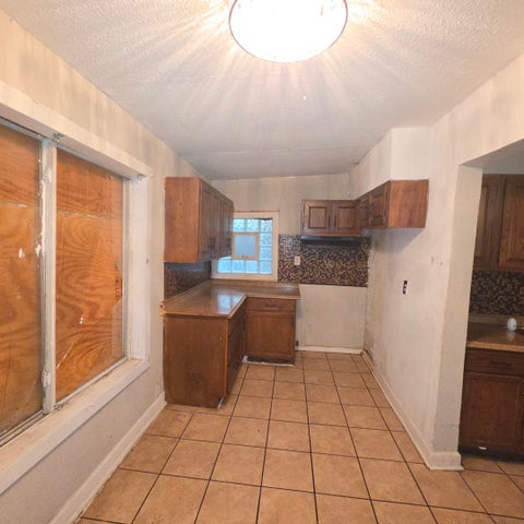 Tiny photo for 11566 S Lafayette Avenue, Chicago, IL 60628 (MLS # 12777618)