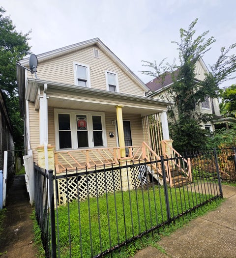 Tiny photo for 11566 S Lafayette Avenue, Chicago, IL 60628 (MLS # 12777618)