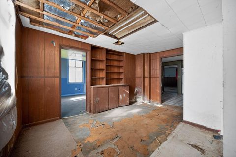 Tiny photo for 1123 E 6th Avenue, Monmouth, IL 61462 (MLS # 12556047)