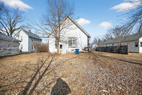 Tiny photo for 1123 E 6th Avenue, Monmouth, IL 61462 (MLS # 12556047)