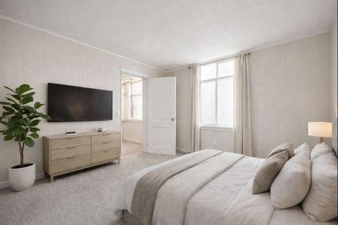 Tiny photo for 1123 E 6th Avenue, Monmouth, IL 61462 (MLS # 12556047)