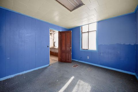 Tiny photo for 1123 E 6th Avenue, Monmouth, IL 61462 (MLS # 12556047)