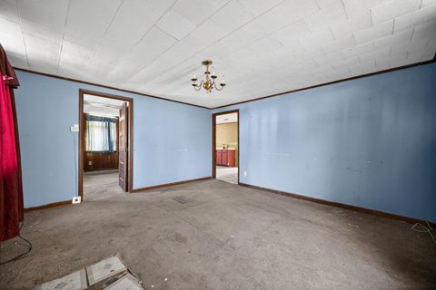 Tiny photo for 1123 E 6th Avenue, Monmouth, IL 61462 (MLS # 12556047)