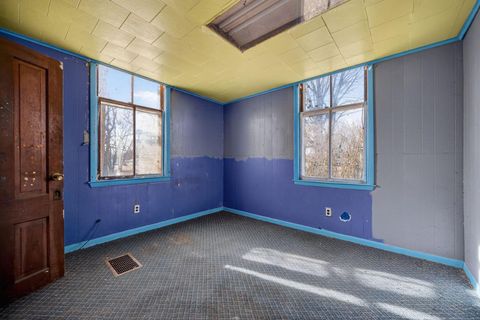 Tiny photo for 1123 E 6th Avenue, Monmouth, IL 61462 (MLS # 12556047)