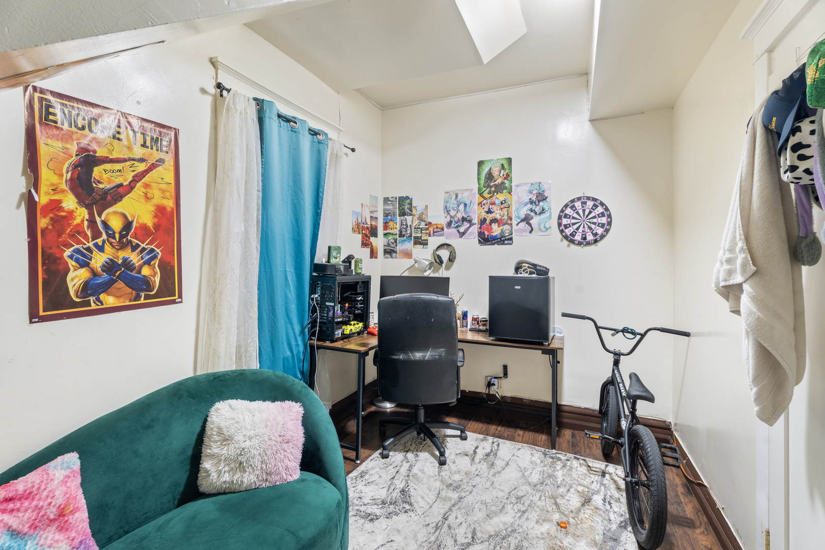 2539 S Sawyer Avenue