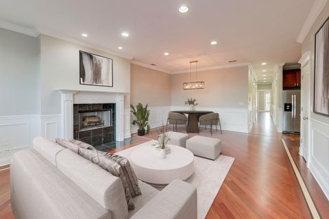 Tiny photo for 5058 N Kimball Avenue #4, Chicago, IL 60625 (MLS # 12499393)