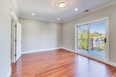 Tiny photo for 5058 N Kimball Avenue #4, Chicago, IL 60625 (MLS # 12499393)