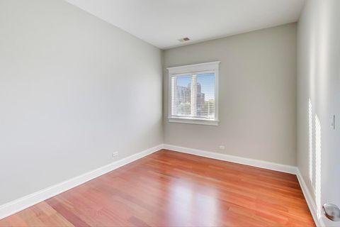 Tiny photo for 5058 N Kimball Avenue #4, Chicago, IL 60625 (MLS # 12499393)