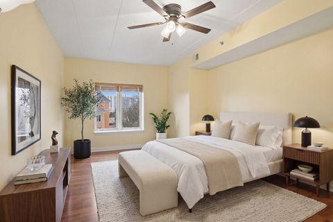 Tiny photo for 875 E 22nd Street #410, Lombard, IL 60148 (MLS # 12599278)