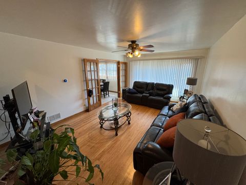 Tiny photo for 11117 S Avenue L, Chicago, IL 60617 (MLS # 12450533)