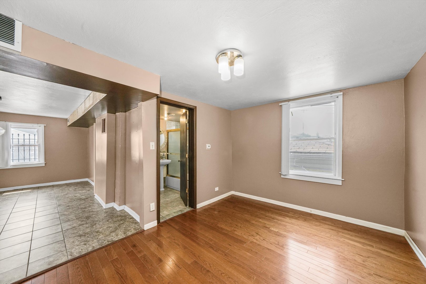3119 W 40th Street
