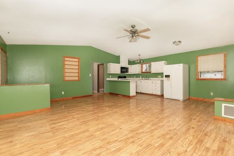 Tiny photo for 2359 105th Avenue, Aledo, IL 61231 (MLS # 12605960)