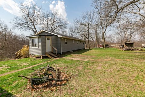 Tiny photo for 2359 105th Avenue, Aledo, IL 61231 (MLS # 12605960)