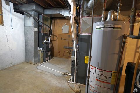 Tiny photo for 2 Golfview Place, DeKalb, IL 60115 (MLS # 12579078)