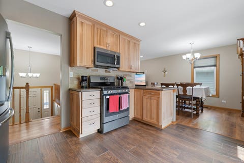 Tiny photo for 152 S Lancaster Drive, Bolingbrook, IL 60440 (MLS # 12694683)