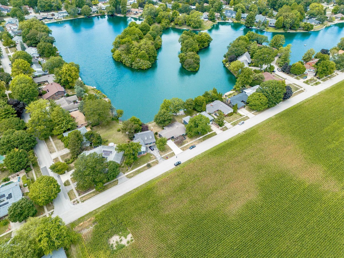 1921 Moraine Drive