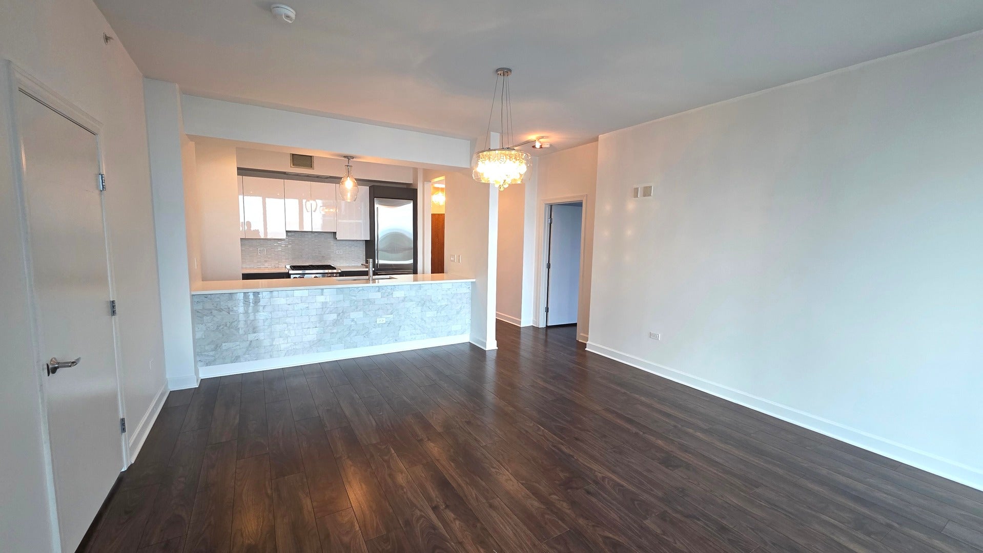 1201 S Prairie Avenue 1104