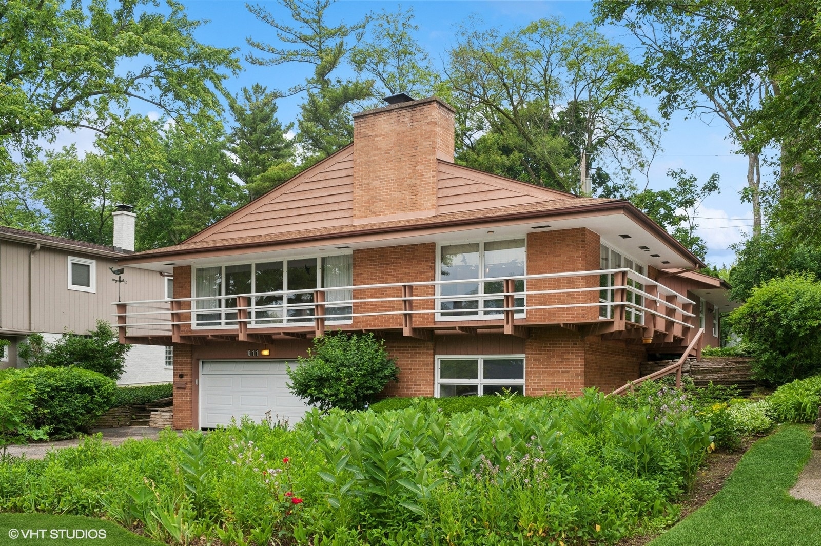611 Hillside Drive
