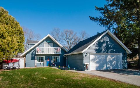 Tiny photo for 725 Alpine Drive, Sherrard, IL 61281 (MLS # 12602986)