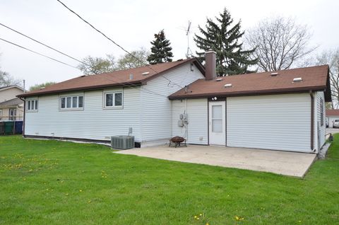 A home in CHICAGO RIDGE