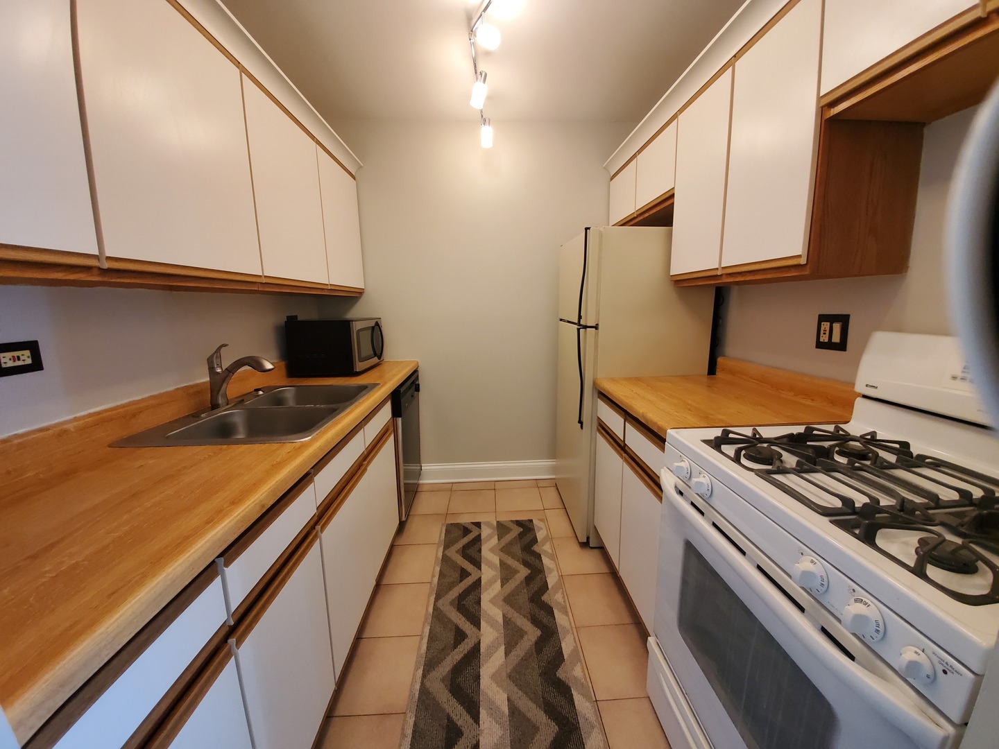 9994 S 84th Terrace 311 - Photo 2