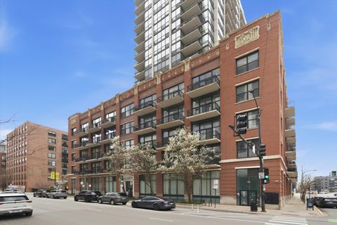 210 S Desplaines Street 1210 Chicago IL 60661