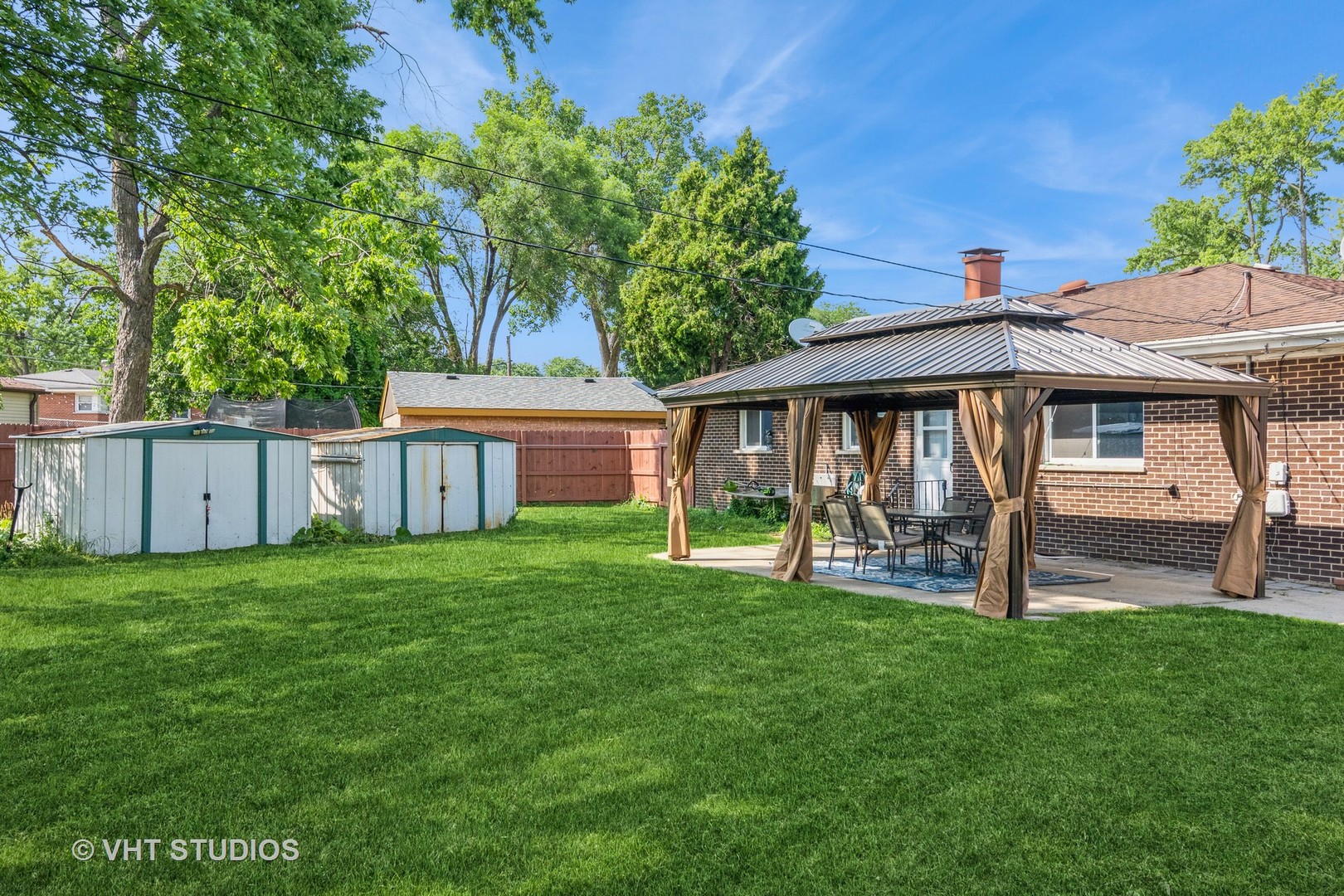 706 N MAVIS Lane