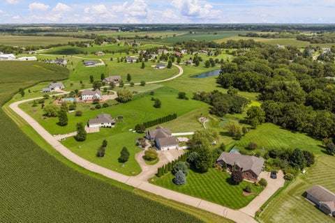 Tiny photo for 701 Sarah Lane, Clinton, IA 52732 (MLS # 12733287)