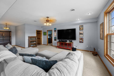 Tiny photo for 701 Sarah Lane, Clinton, IA 52732 (MLS # 12733287)