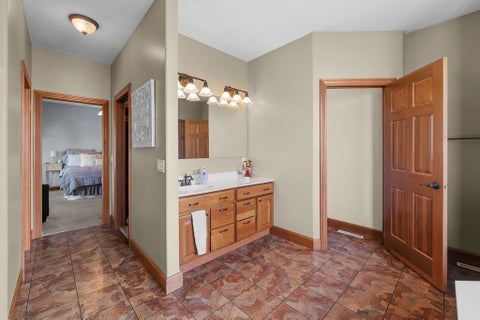 Tiny photo for 701 Sarah Lane, Clinton, IA 52732 (MLS # 12733287)
