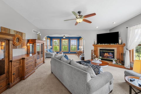 Tiny photo for 701 Sarah Lane, Clinton, IA 52732 (MLS # 12733287)
