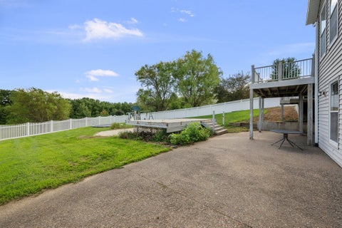 Tiny photo for 701 Sarah Lane, Clinton, IA 52732 (MLS # 12733287)