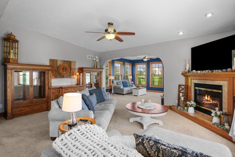 Tiny photo for 701 Sarah Lane, Clinton, IA 52732 (MLS # 12733287)