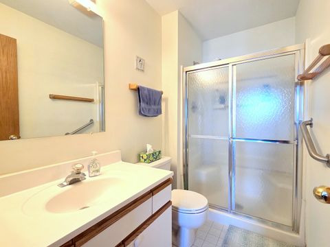 Tiny photo for 745 W Streamwood Boulevard #B, Streamwood, IL 60107 (MLS # 12565953)