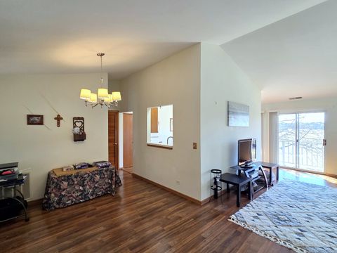 Tiny photo for 745 W Streamwood Boulevard #B, Streamwood, IL 60107 (MLS # 12565953)